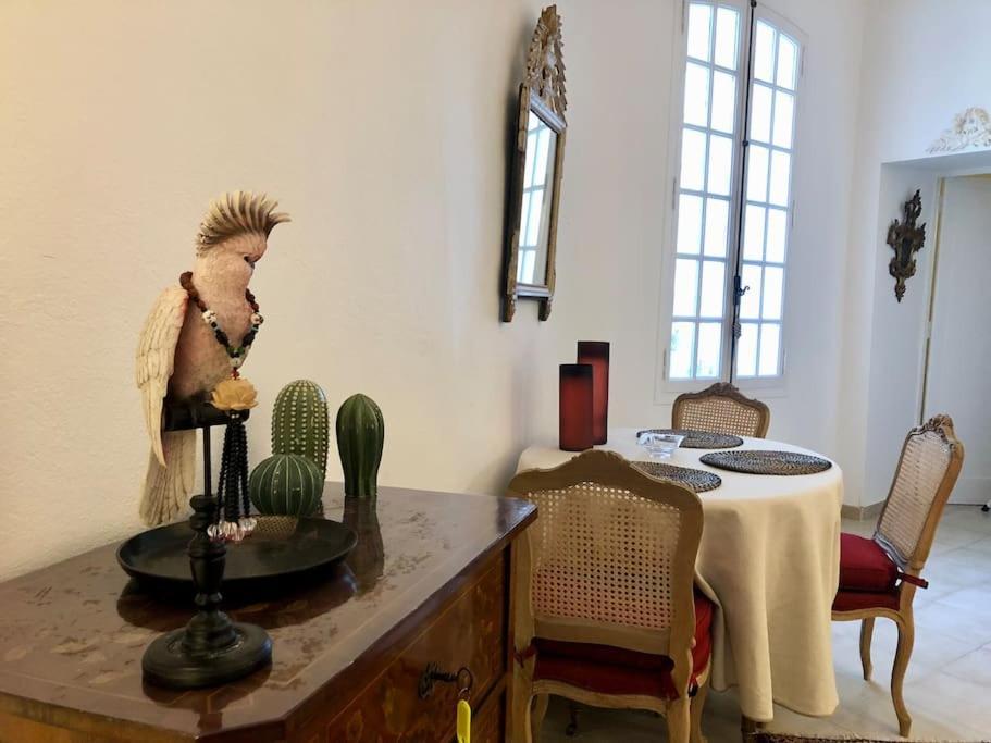 Ulysse, Appartement Spacieux Au Centre Historique D'Uzes En Rez-De-Chaussee Avec Exterieur, Proche Parking Des Marroniers ภายนอก รูปภาพ